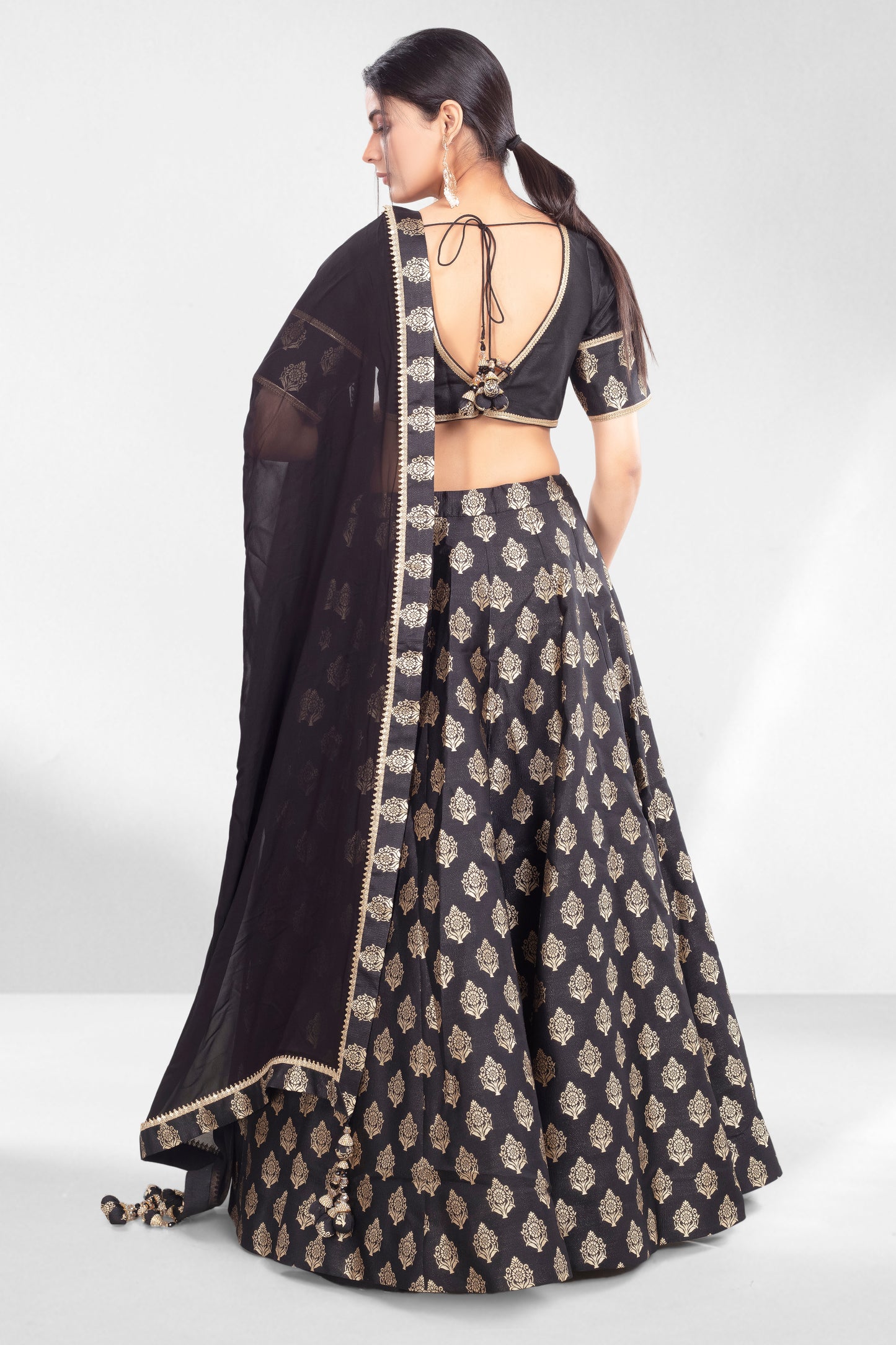 Party Wear Lehenga- J172590N