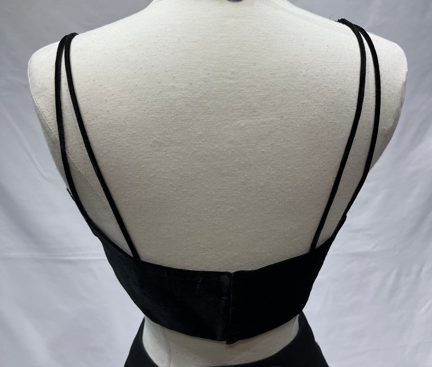 Pre-Stitched Saree W/ Readymade Blouse - D041