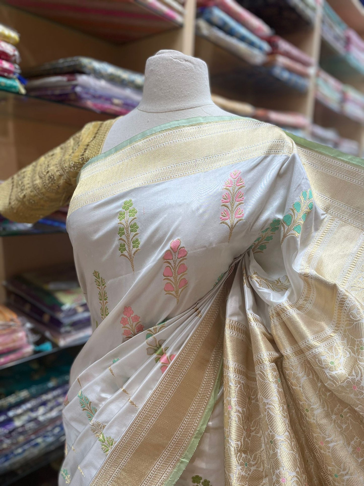 Pure Banarasi Sarees NB-017