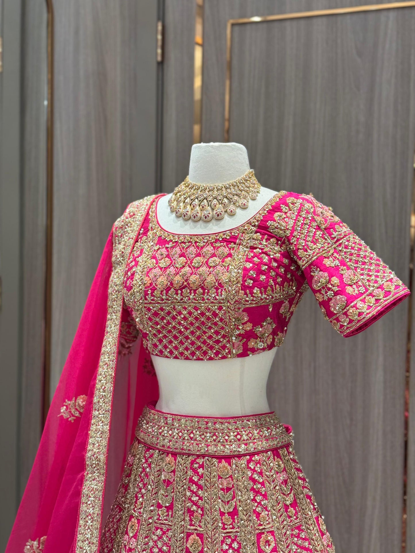 Online Exclusive - 018