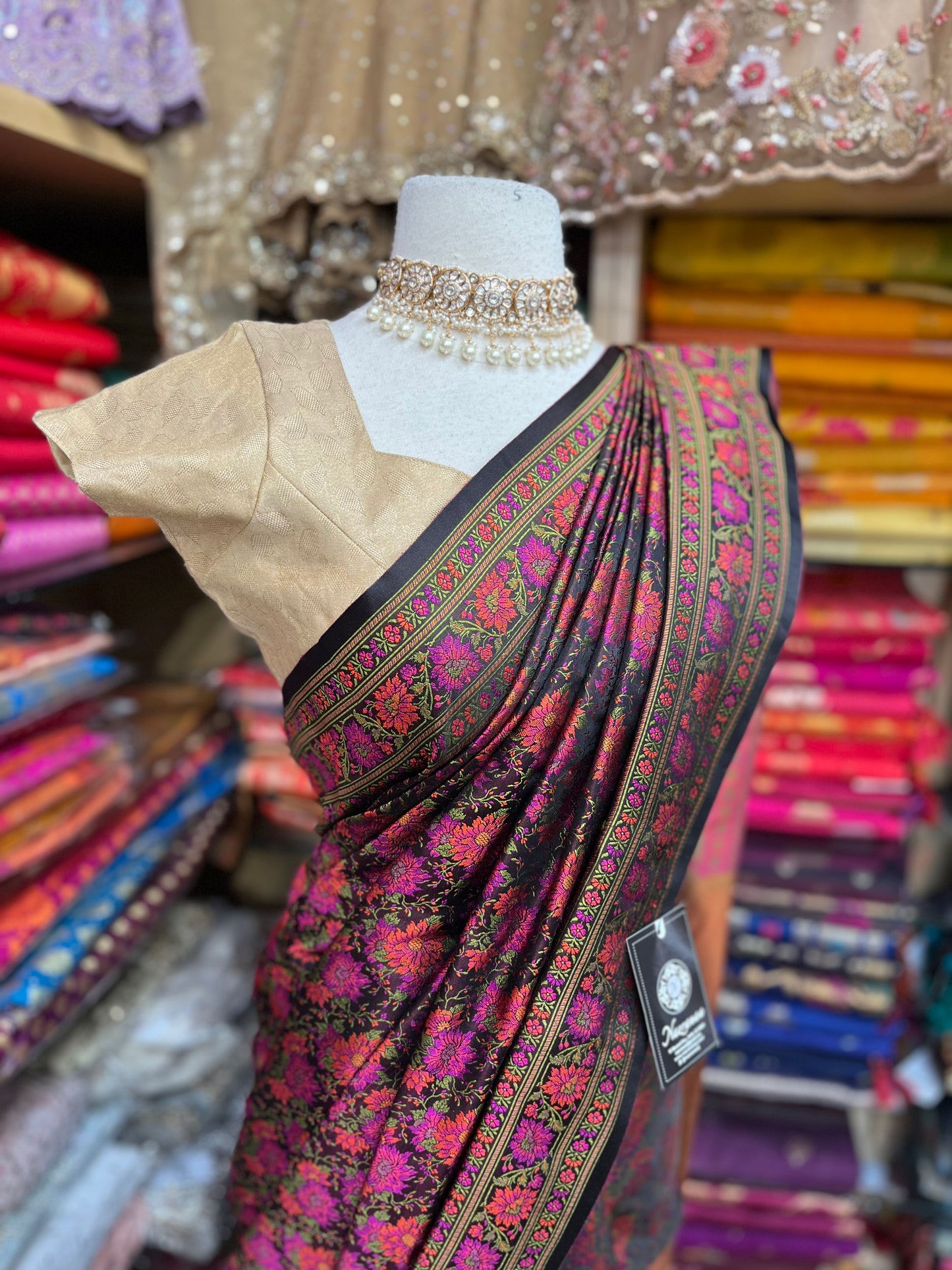 Pure Banarasi Saree D-010