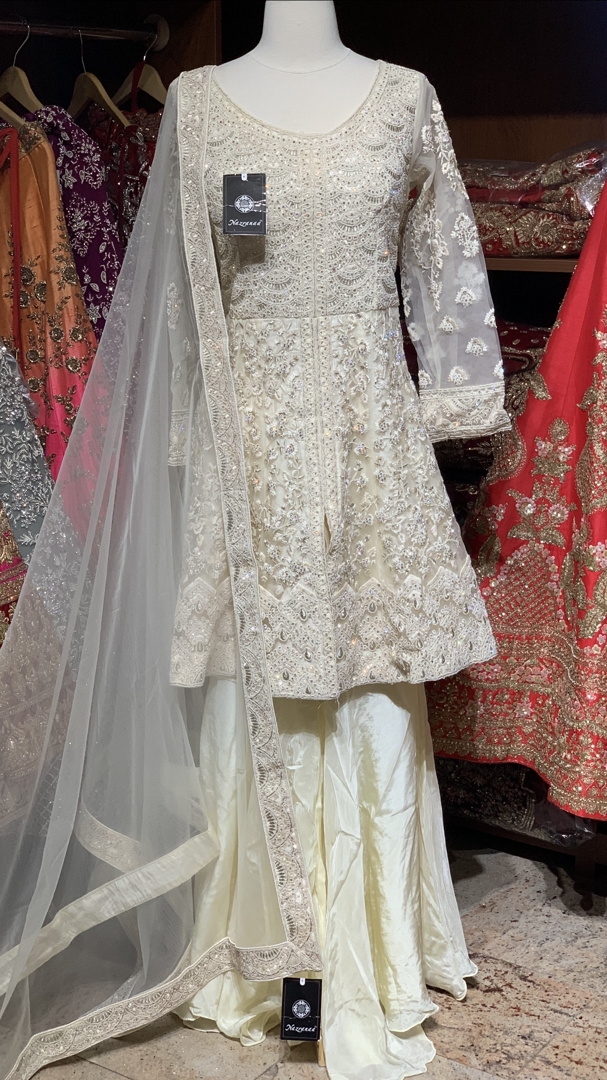 white peplum dress pakistani LIA PEPLUM DRESS IN TEMPLE White Beyaz / 34