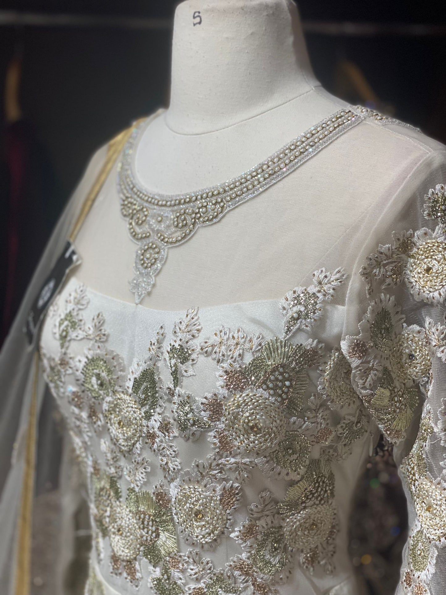 Vista White Anarkali PWA-111