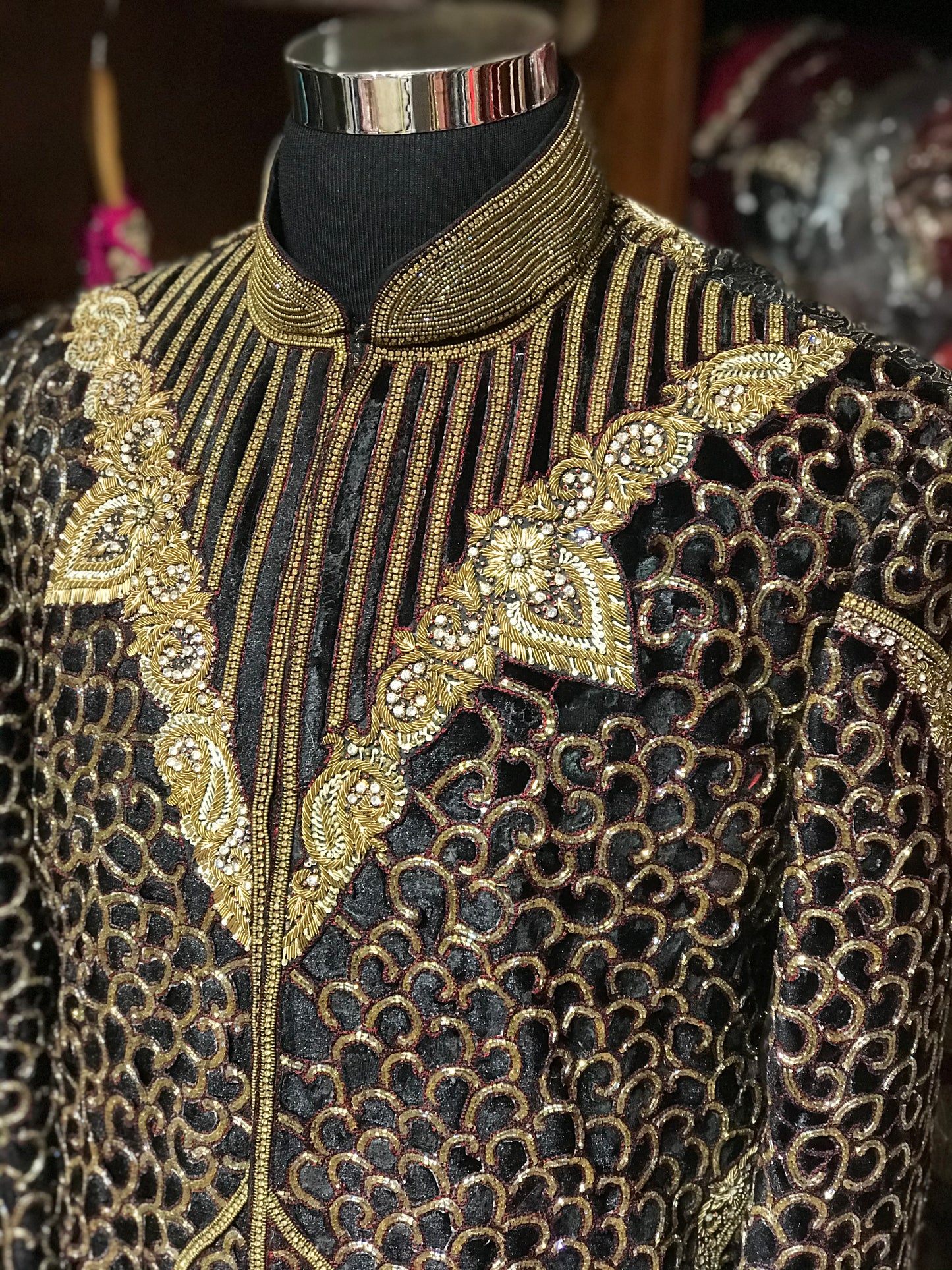 Black Maharajah Size 46 Sherwani