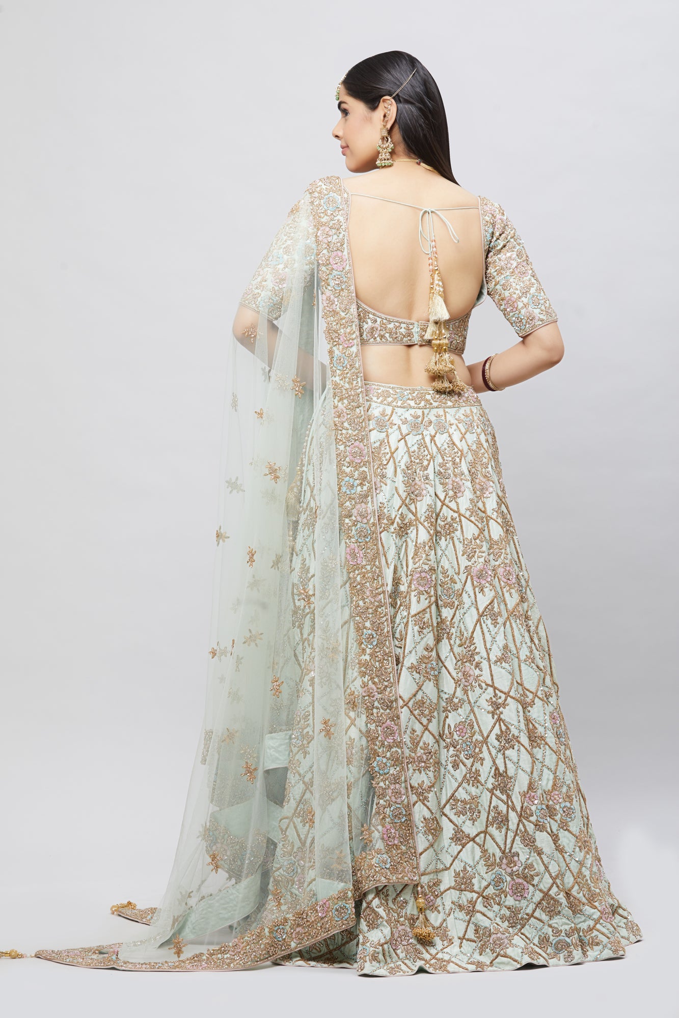 Parikatha Collection Bridal Wear Lehenga BLD9