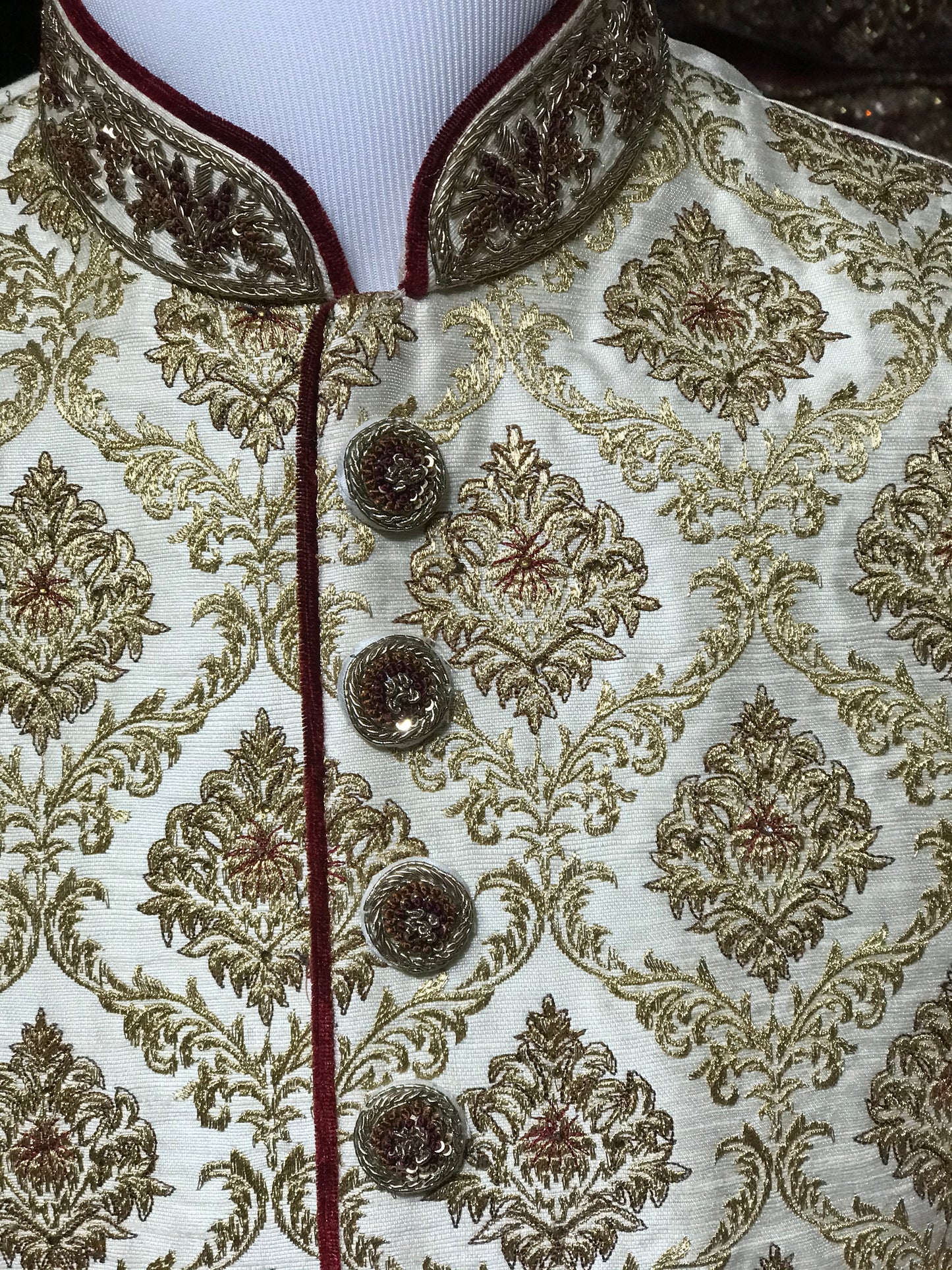 Ivory Maroon Groom Size 38 Sherwani
