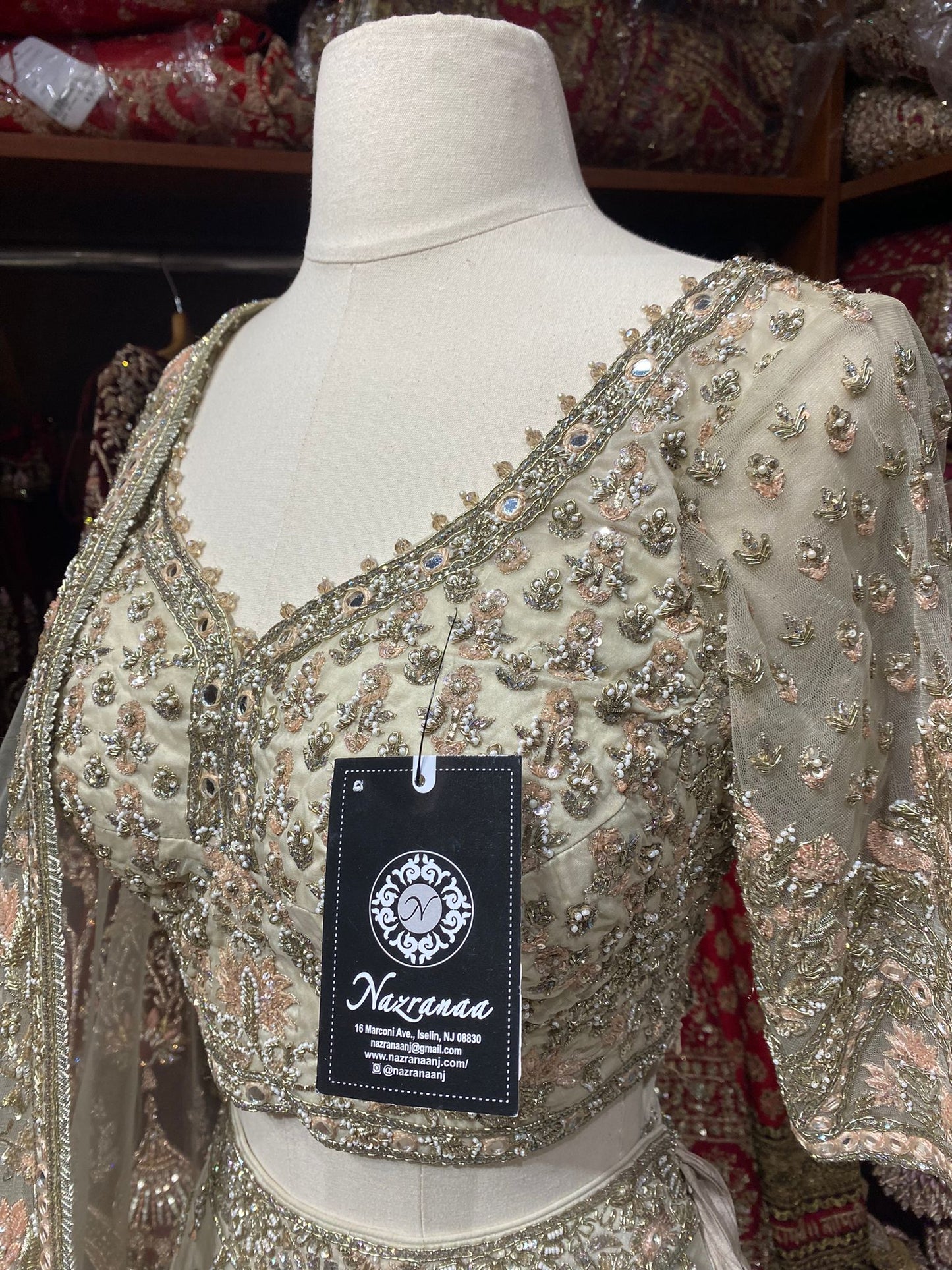 Online Exclusive - 008