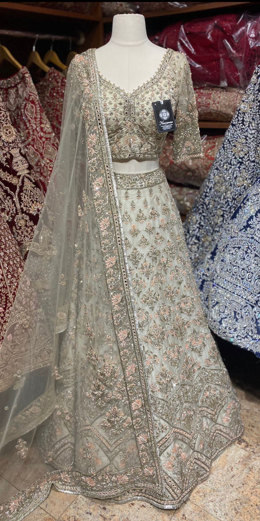 Online Exclusive - 008