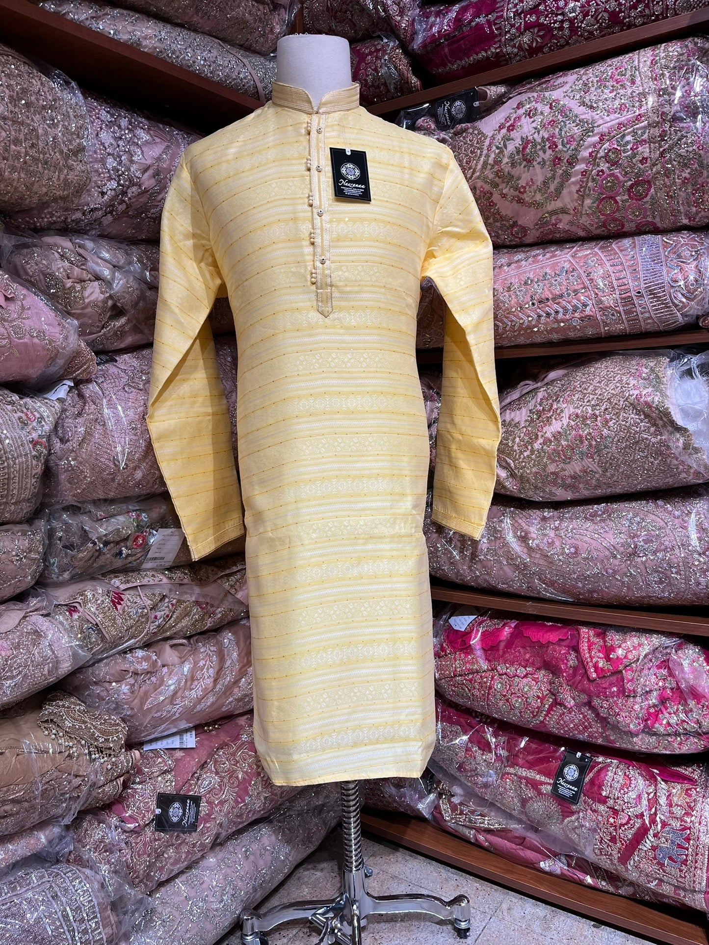 Mens Kurta Pajama D-005