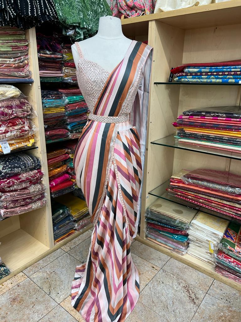 Pre-Stitched Saree W/ Readymade Blouse - D007