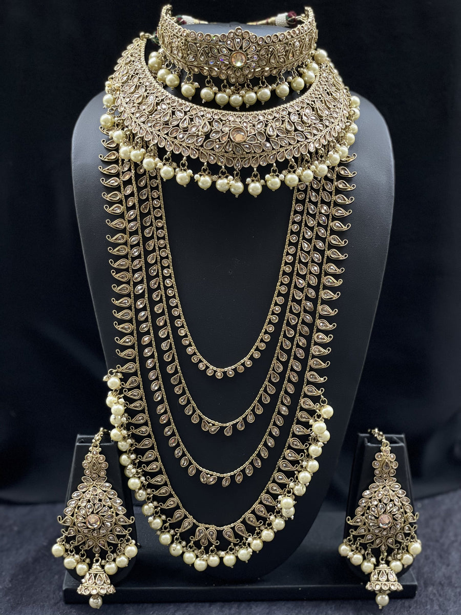 Bridal jewelry, featured in Nazranaa's guide on Versatile Jewelry Trends to Follow This Season