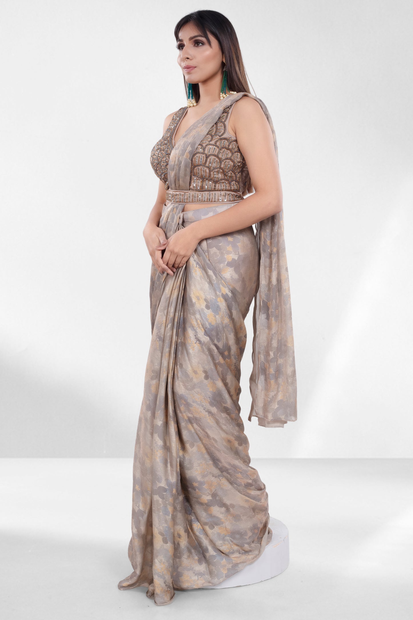 Pre-Stitched Saree W/ Readymade Blouse - D082