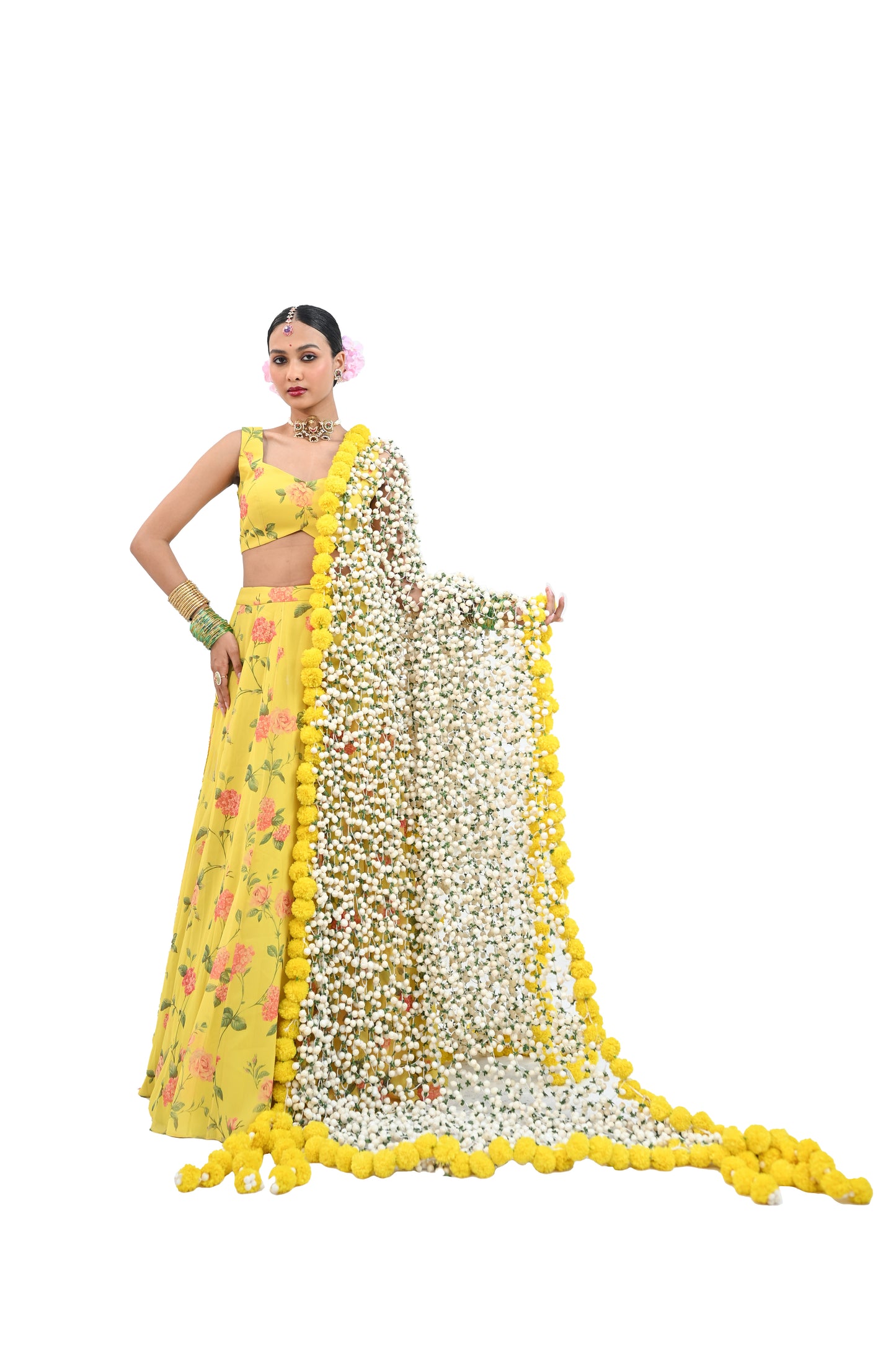 Pankhudi w/ heavy dupatta