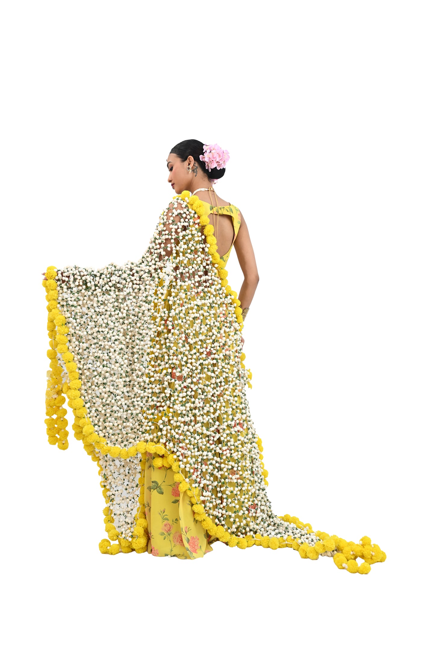Pankhudi w/ heavy dupatta