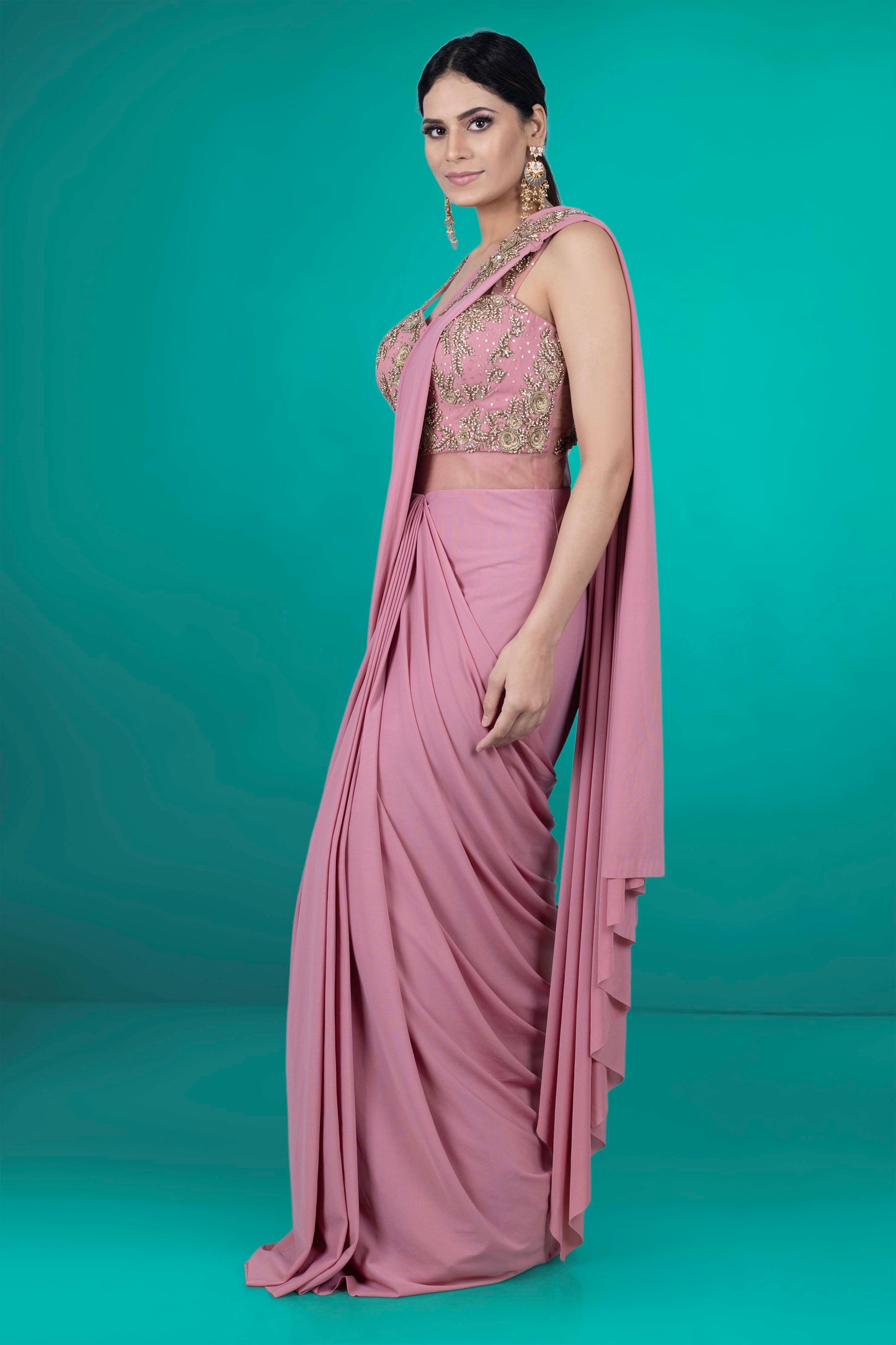 Pre-Stitched Saree W/ Readymade Blouse - D055