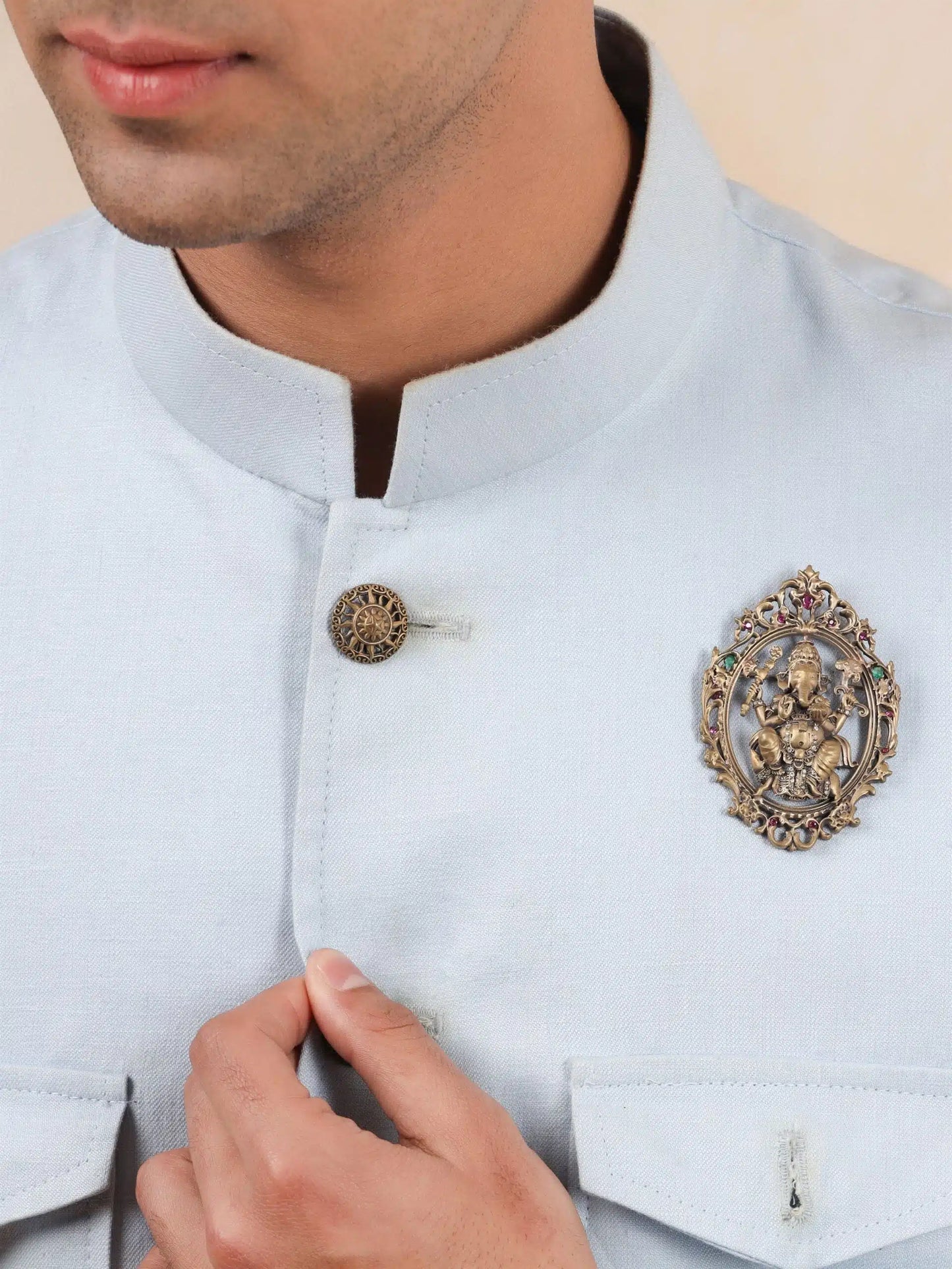 Men's Broach-01