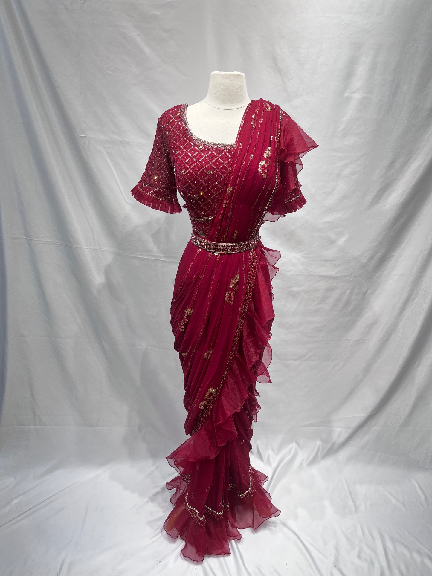 Pre-Stitched Saree W/ Readymade Blouse - D036