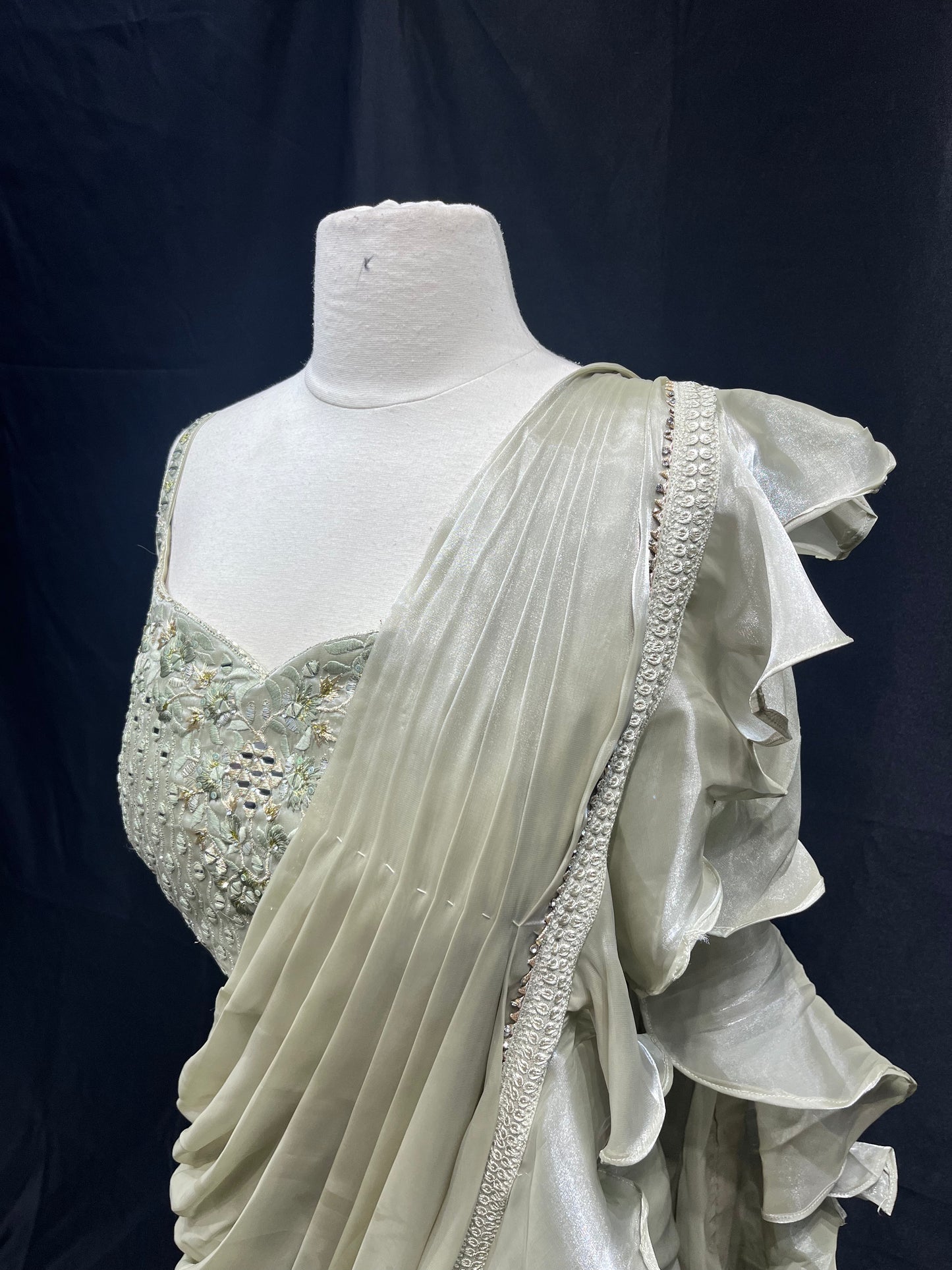 Pre-Stitched Saree W/ Readymade Blouse - D048