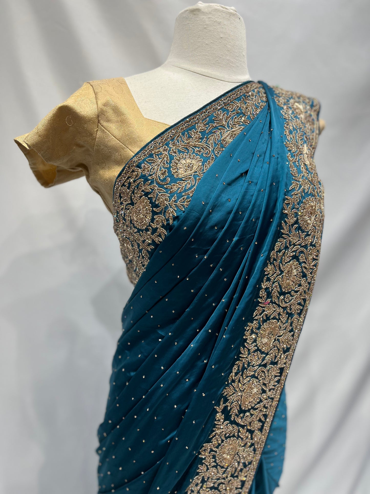 Party Wear Saree D-187