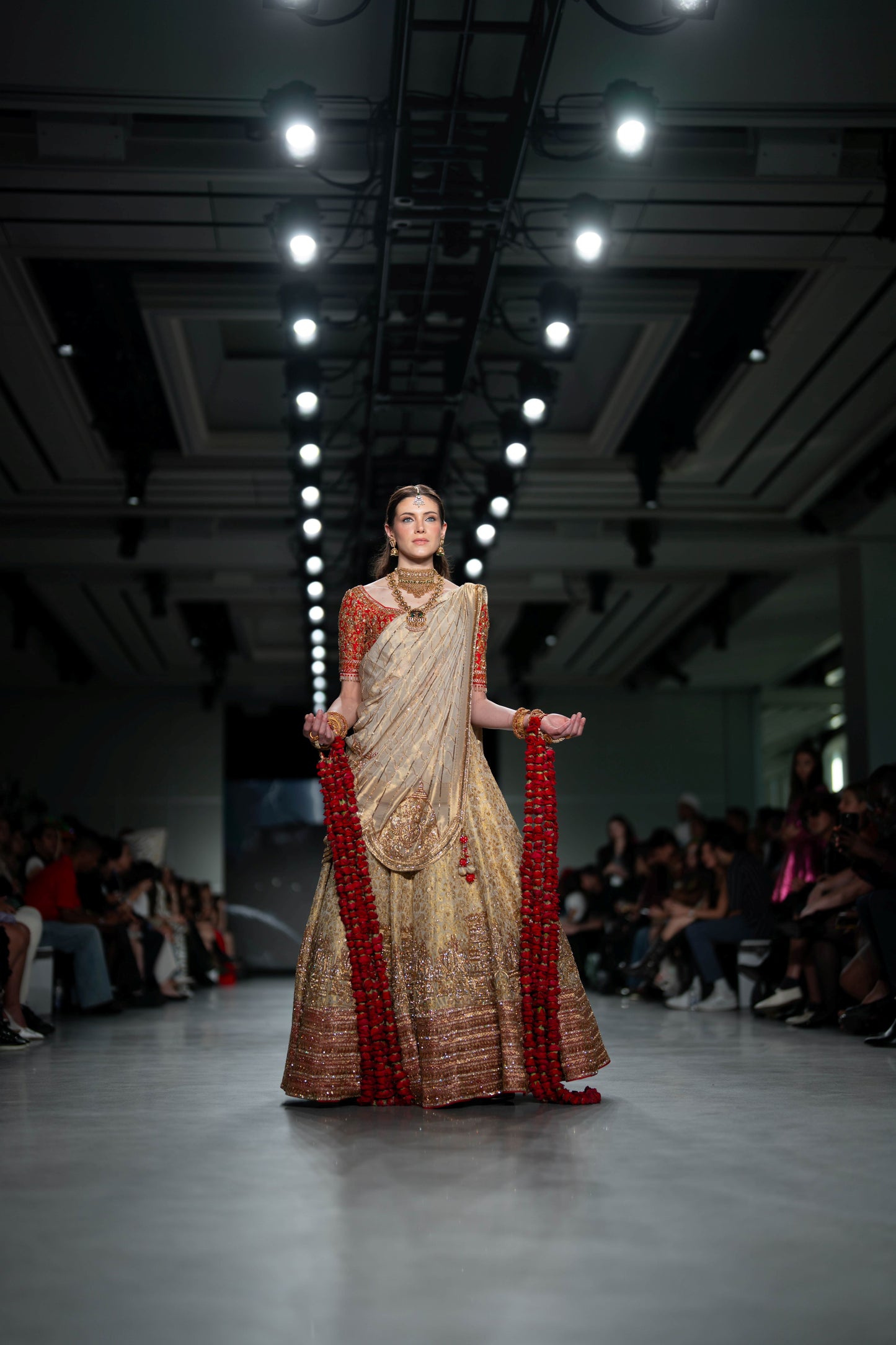TIRUPATI BALAJI- LOOK 8