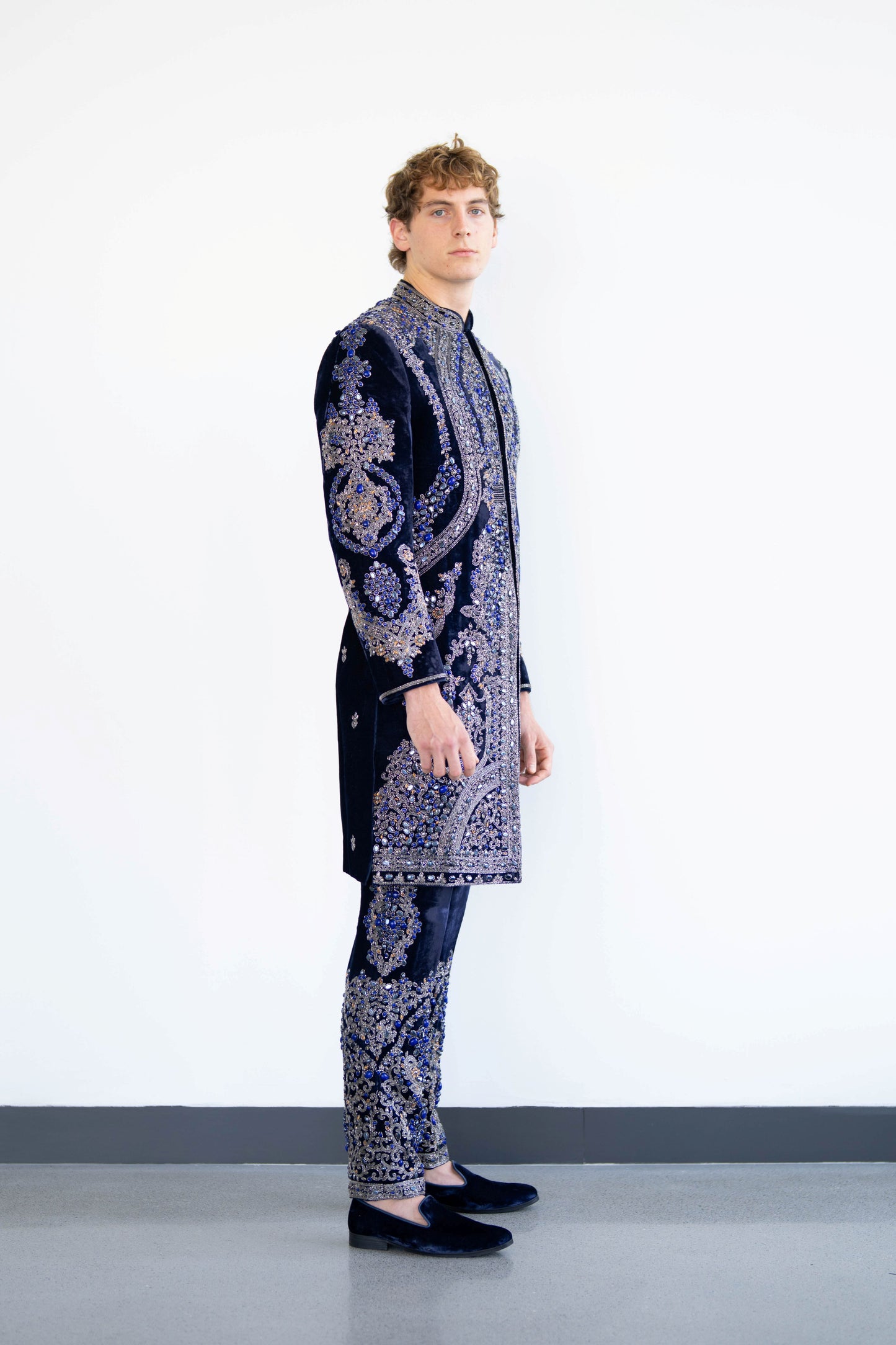 KAILASA- LOOK 11