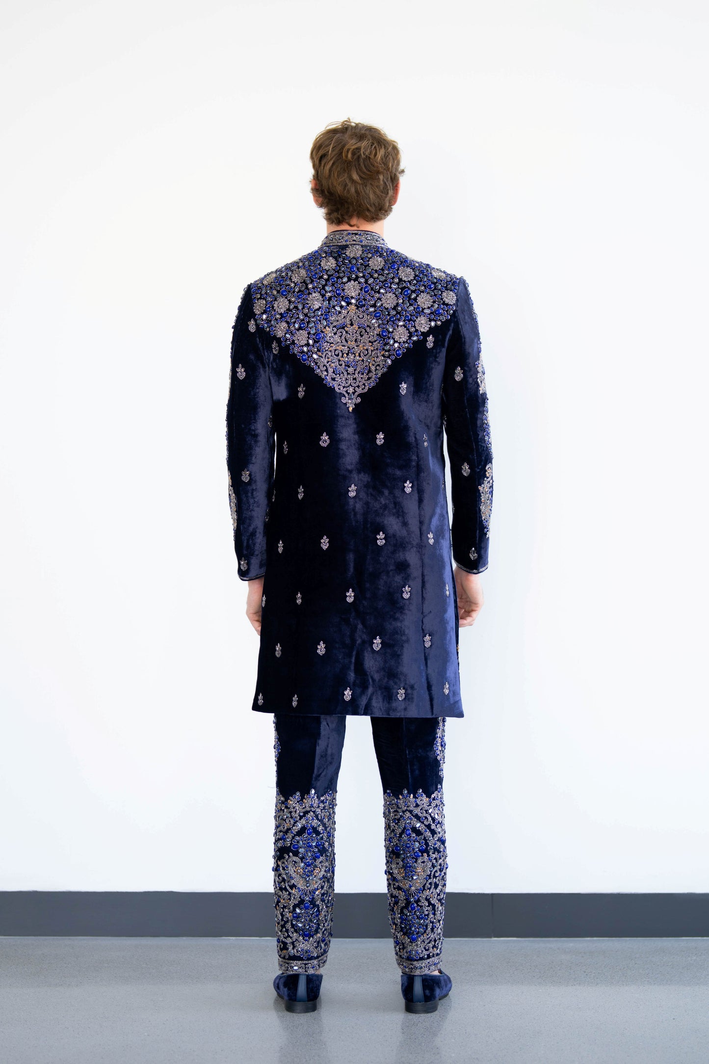 KAILASA- LOOK 11
