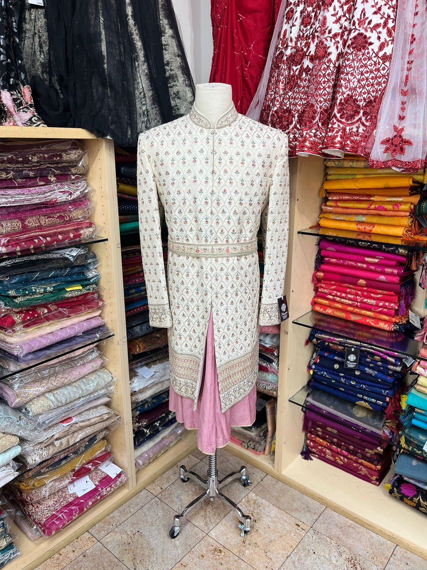 Mens Sherwani - M1732