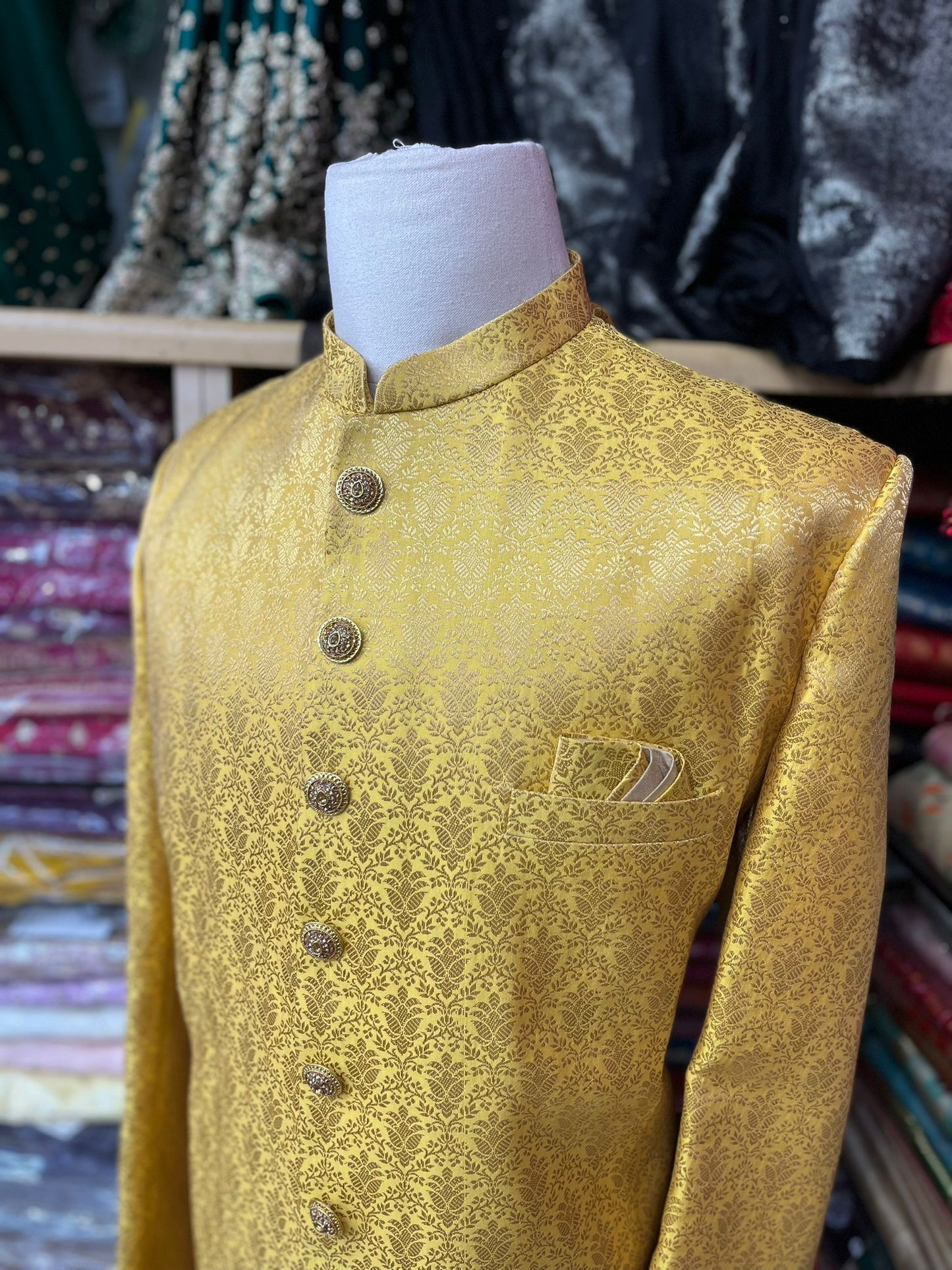 Mens Sherwani M001