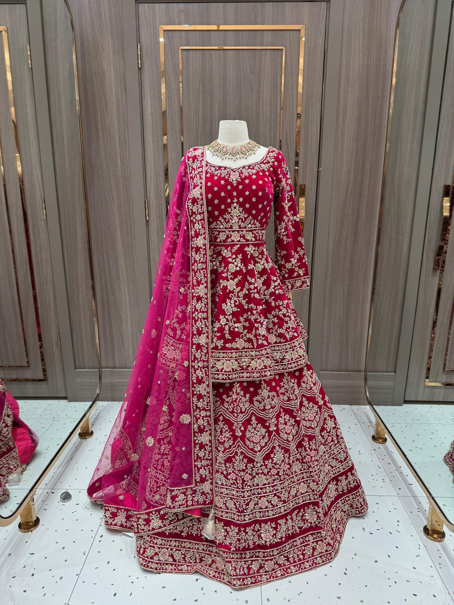 Bridal Lacha D-004