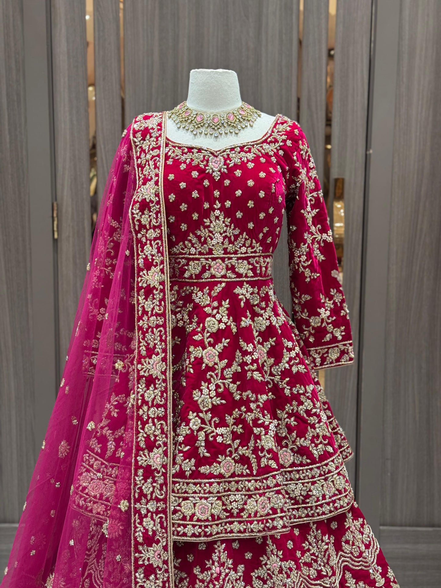 Bridal Lacha D-004