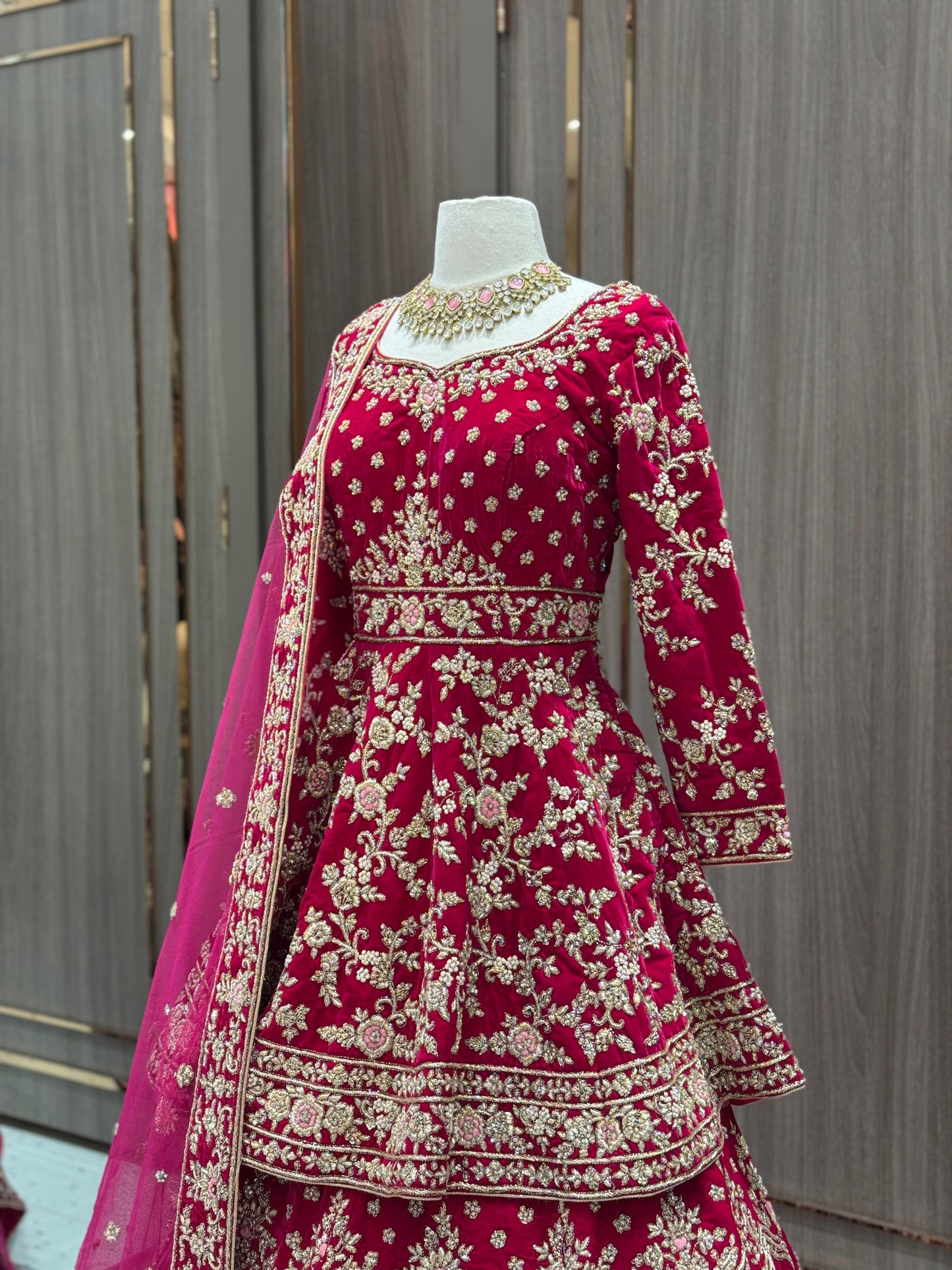 Bridal Lacha D-004