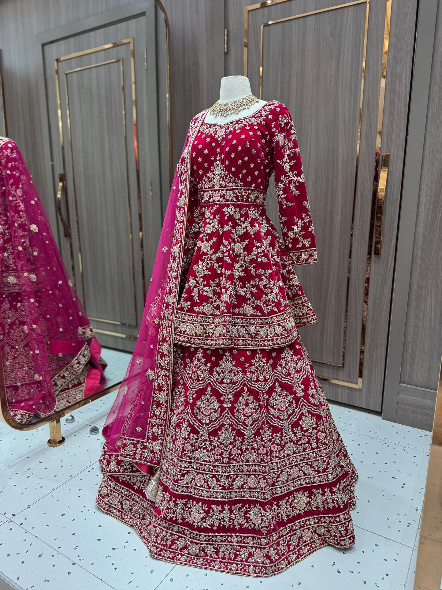 Bridal Lacha D-004