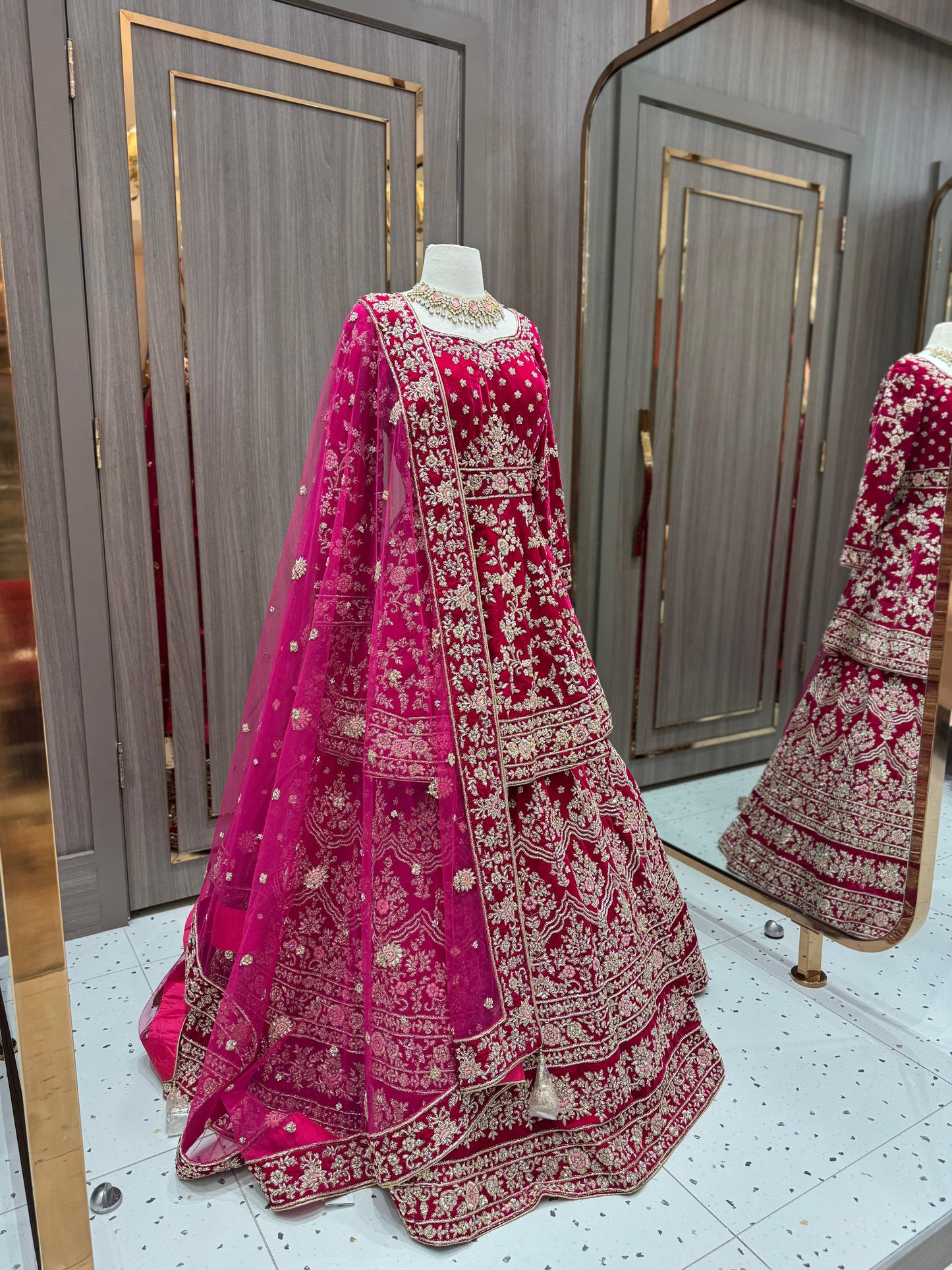 Bridal Lacha D-004