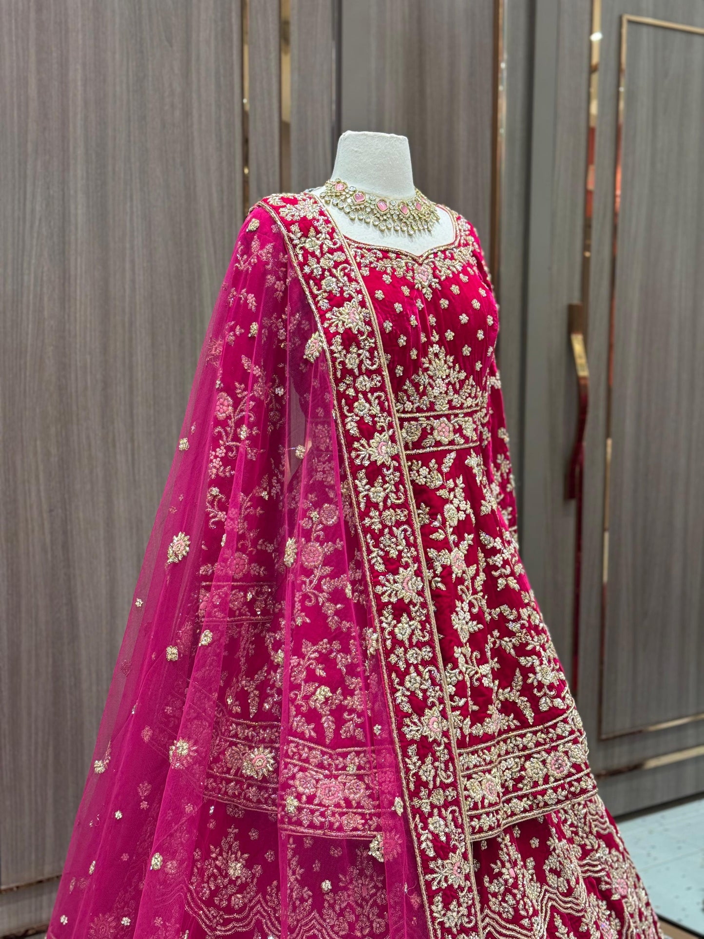 Bridal Lacha D-004