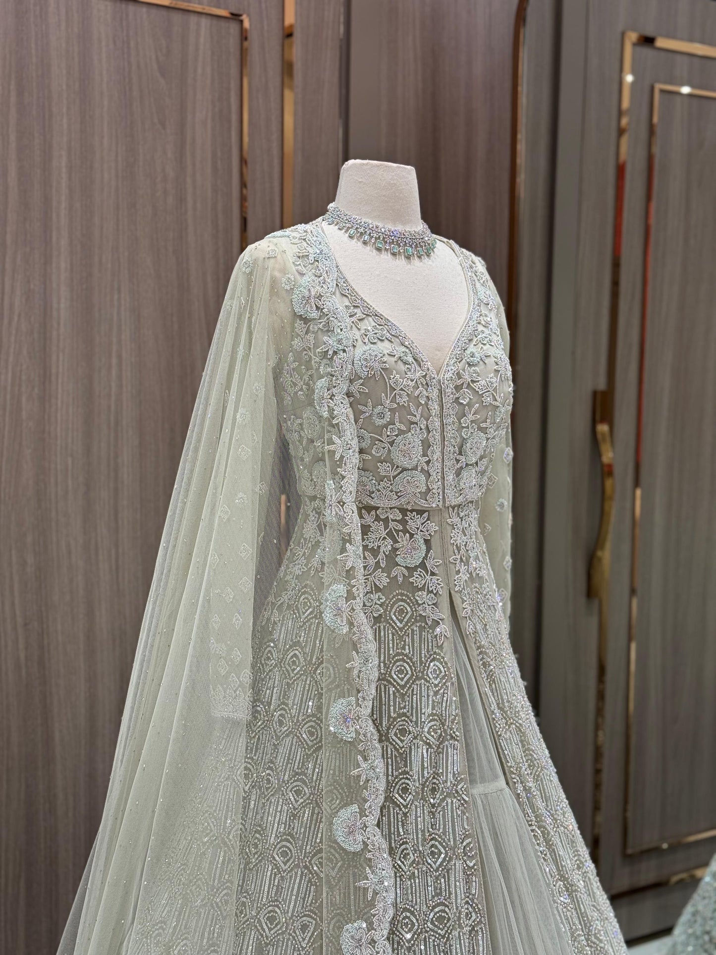 Bridal Lacha D-001