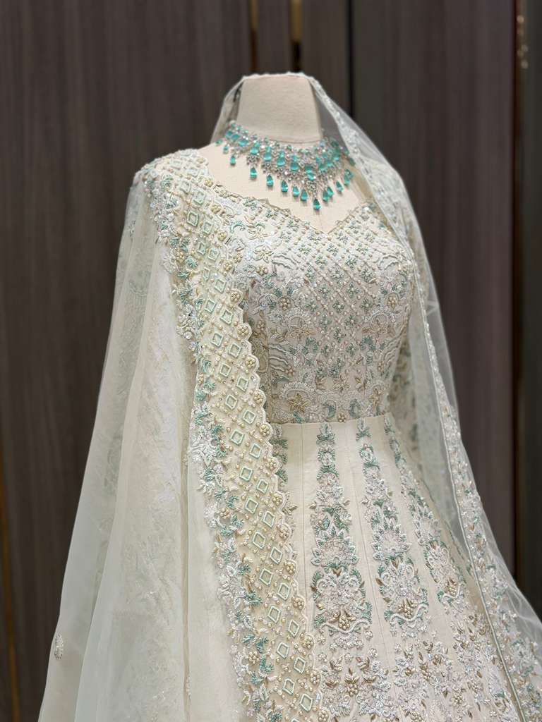 Ivory Bridal Lacha BL-030