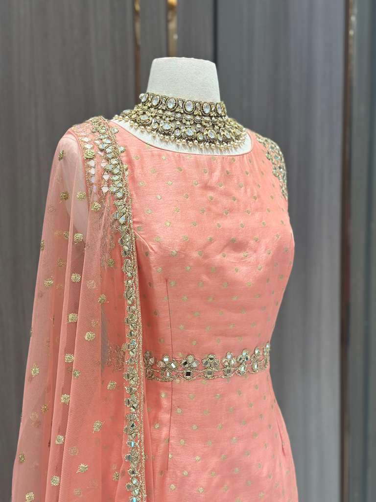 Aarvi
