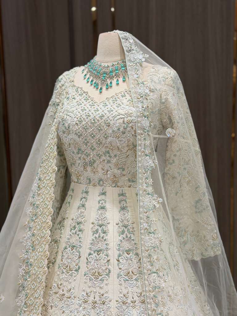 Ivory Bridal Lacha BL-030