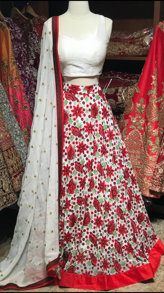 White Red Size 38 Embroidered Lehenga