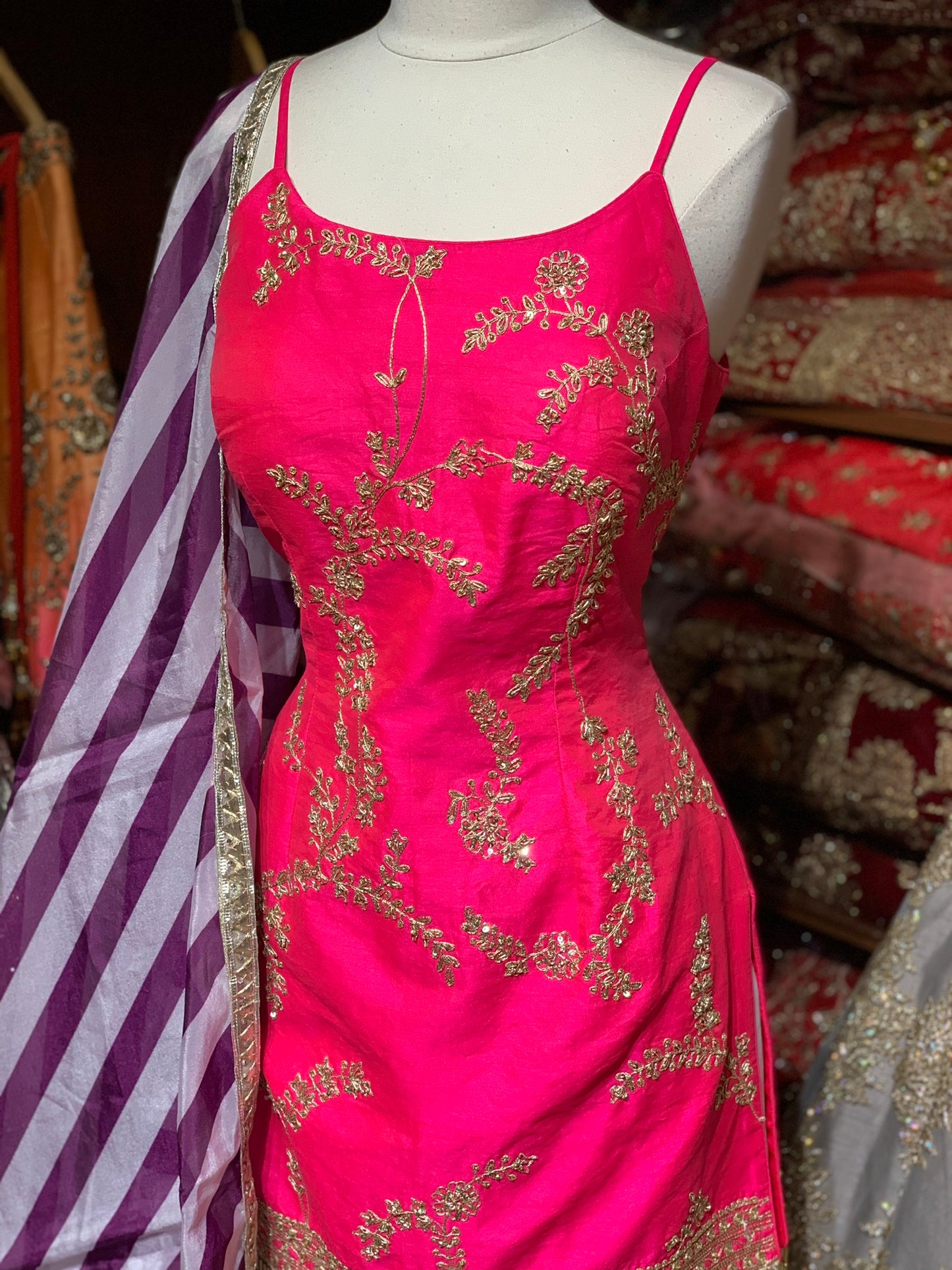 Rani Pink & Floral Size 38 Straight Suit