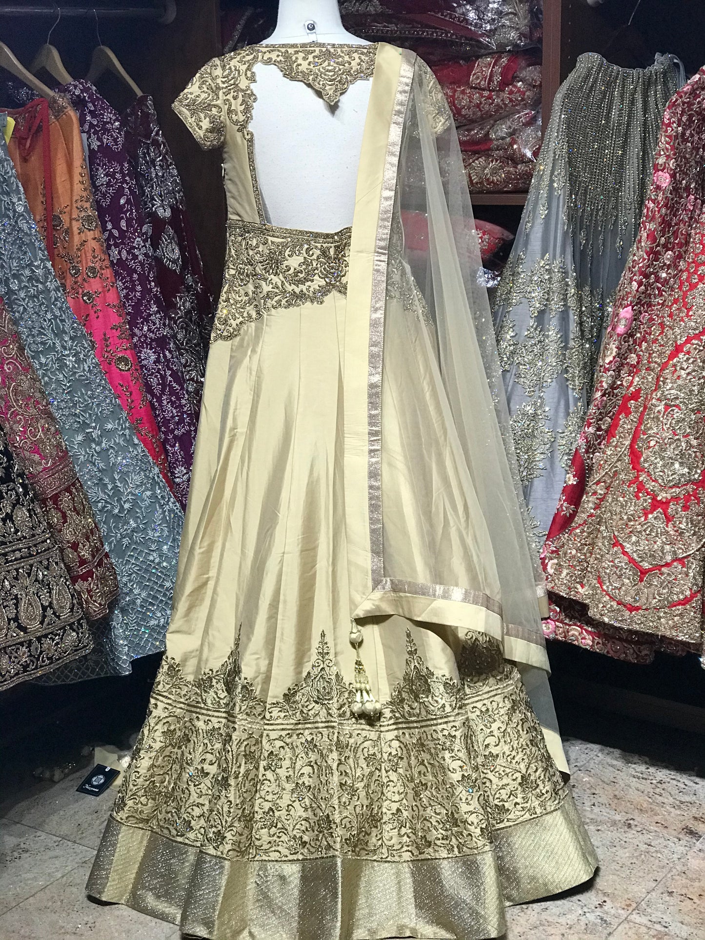 Gold Size 38 Tafetta Gown