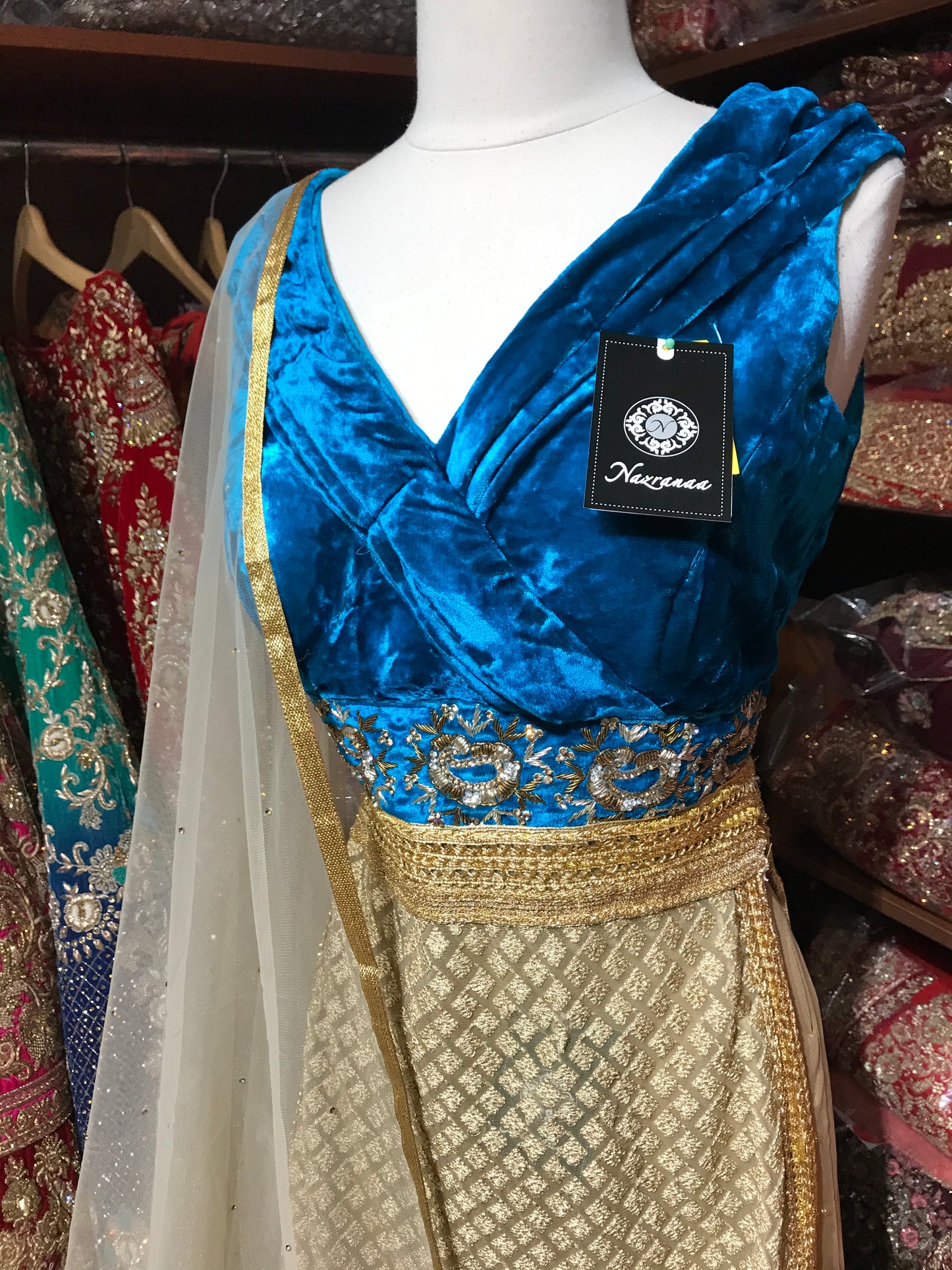 Blue Velvet Size 38 Embroidery Lacha