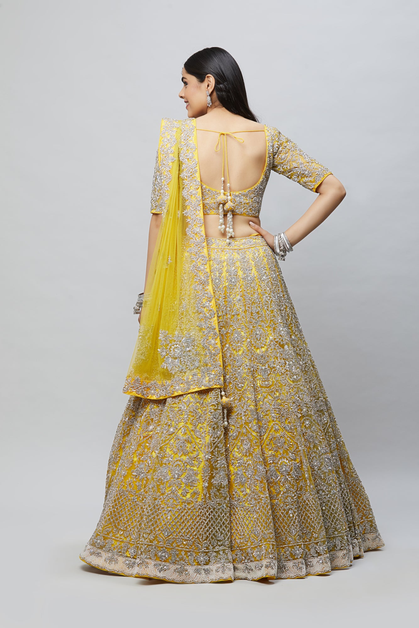 Parikatha Collection Bridal Wear Lehenga BLD6