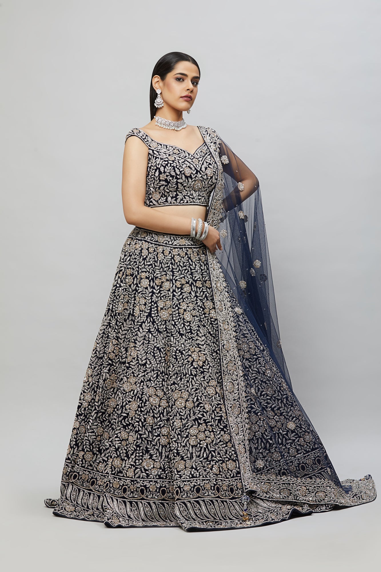 Parikatha Collection Bridal Wear Lehenga BLD7