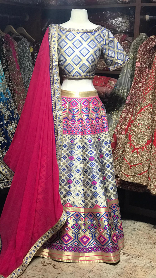 The Fall 2020 Banarasi Lehenga Collection Bl-21