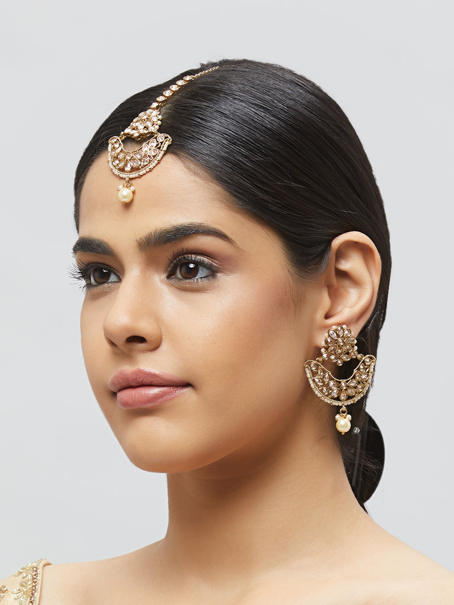 Kundan Pearl Earring with Mang Tikka ETD1