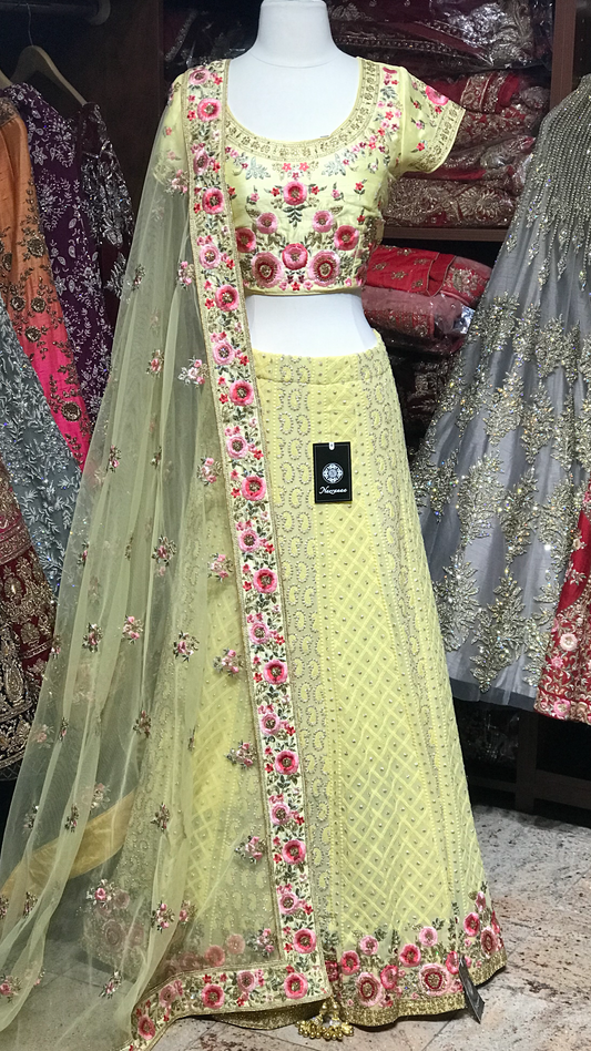 Yellow Lucknowi Size 38 Lehenga