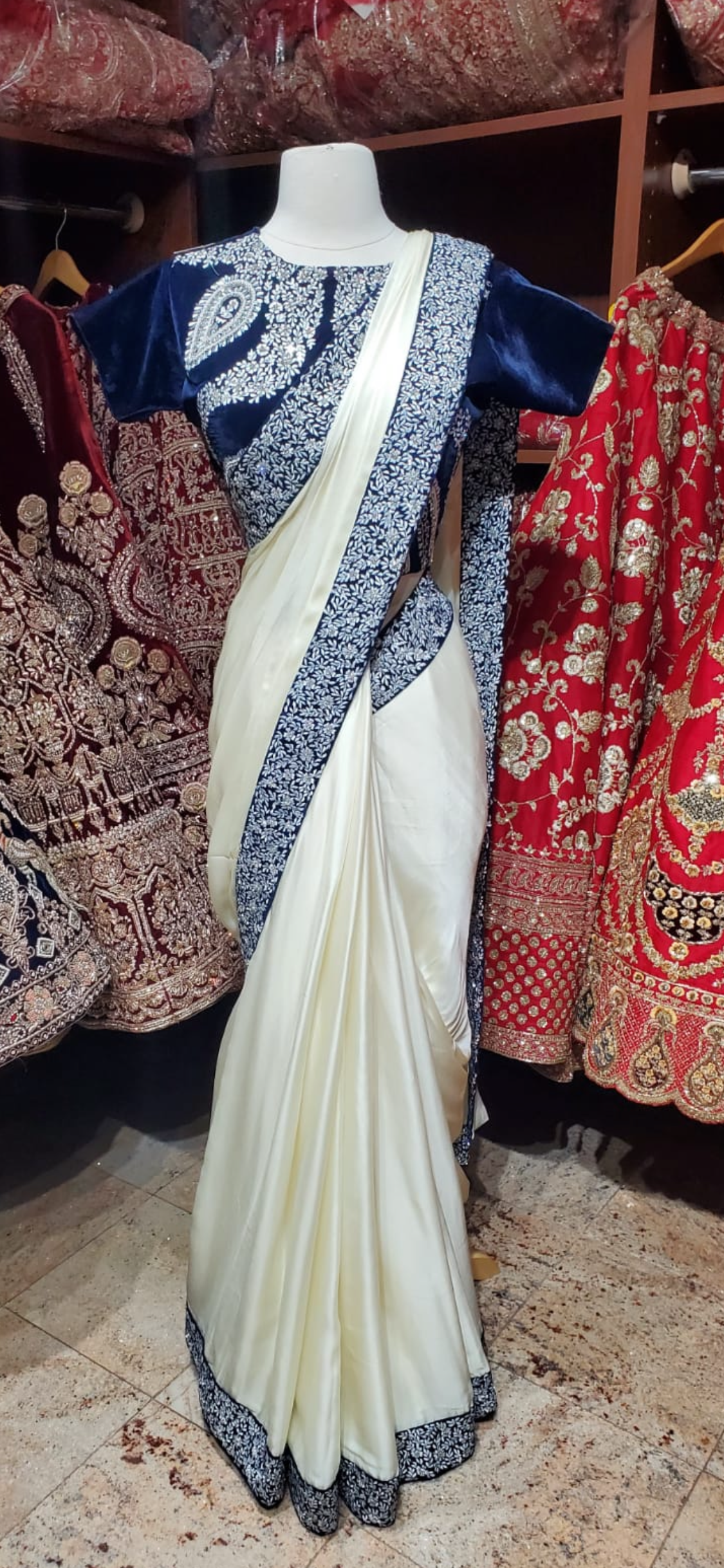 Organza Floral Embroidery Off White Saree | Kankatala