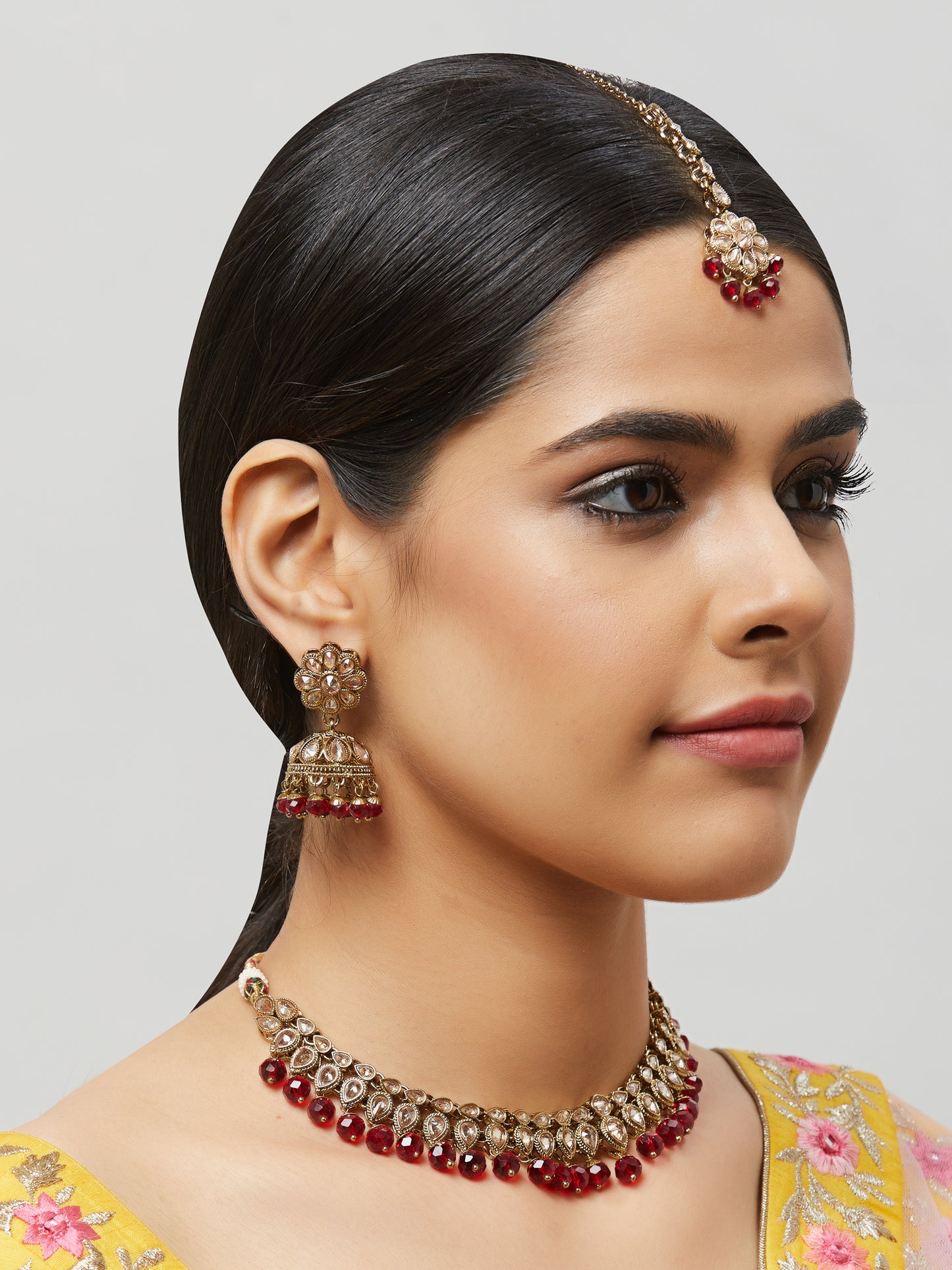 Kundan Necklace Set W/Earrings & Mang Tikka NSD10