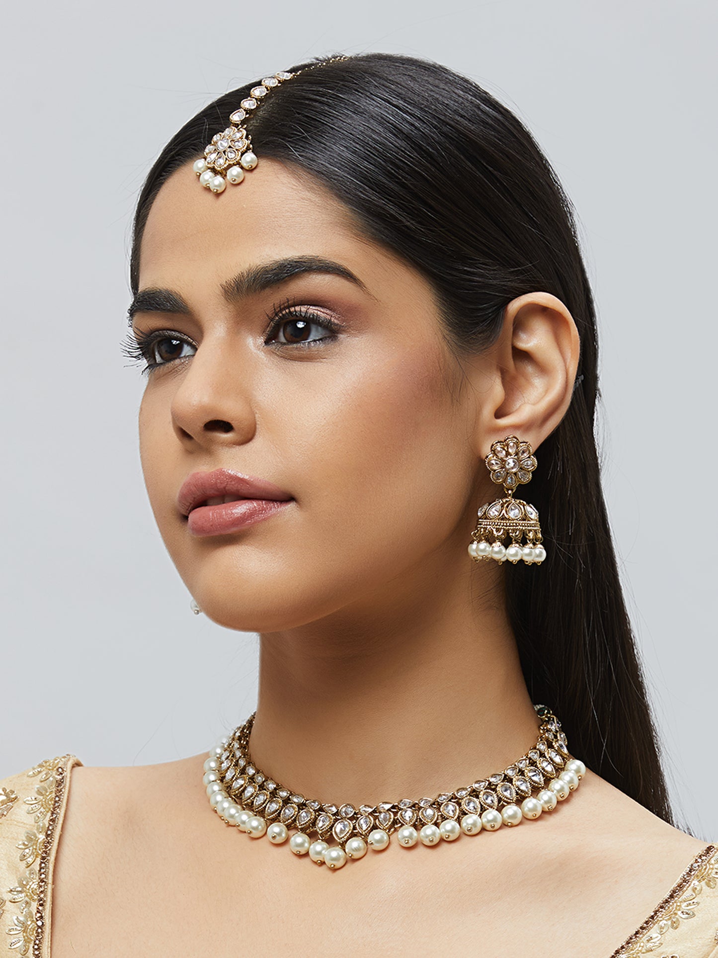 Kundan Necklace Set W/Earrings & Mang Tikka NSD10